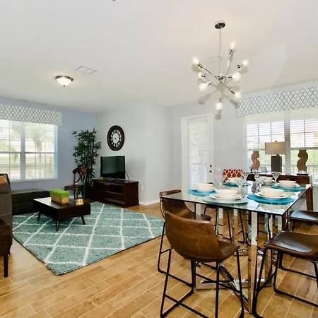 Vista Cay Luxury 3 bedroom condo 